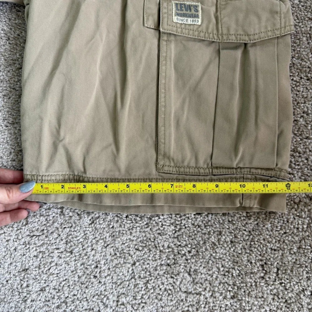 Y2K Levi's Cargo Shorts Mens 34 Beige Cotton Canvas Flat Front Workwear Casual